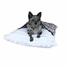 500-046 Pet Flys Pineapple Tapestry