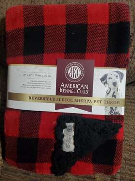 American Kennel Club 840294200911 Fleece Sherpa Pet Throw Reversible Red Plaid 30x40 Akc