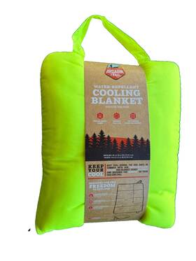 Arcadia Trail 196481060043 Water Repellent Cooling Dog Blanket 40x30 Unfolded. Zips. Yellow
