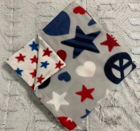 111l Blankets Of Love Design New Large 34 X 58 Patriotic Starts And Hearts With Stars Dog Fleece Blanket