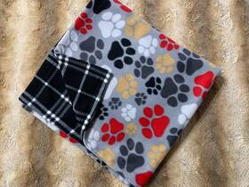 126xxl Blankets Of Love Design New Handmade Xx Large 58 Inch X 65 Dog Paw Print And Tartan Fleece Blanket
