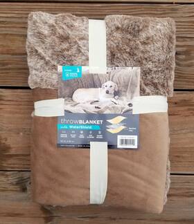 Canine Creations 086268014140 50 Inch X 60 Tan Throw Blanket With Waterproof Liner