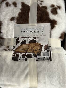 Doggy Decor 086268057451 Oversized Waterproof Pet Throw Blanket 60 Inch X 70 Cow Print