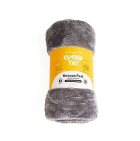 3551431 Everyyay Snooze Fest 40 Inch X 30 Gray Fleece Dog Throw - Lavender Scent
