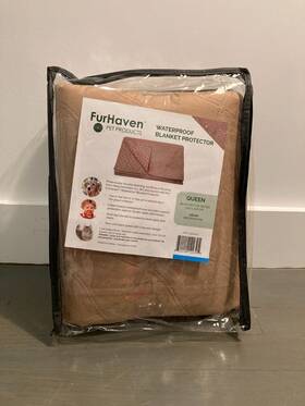 Furhaven 842229122329 Waterproof Blanket Protector Brownstone Queen
