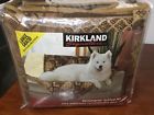28227 Itm.-art Sherpa Kirkland Quilted Pet Bed Throw New Woven Fabric With