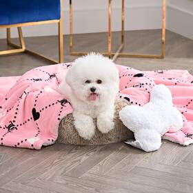 Juicy Couture 646760210282 Plush Paw Heart Pet Sherpa Blanket And Bone Pillow Set - Pink 50x60 Dog C