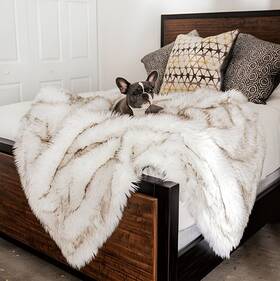Pup91070 Paw Brands Pupprotector Waterproof Throw Blanket Faux Fur White Brown Accents Original