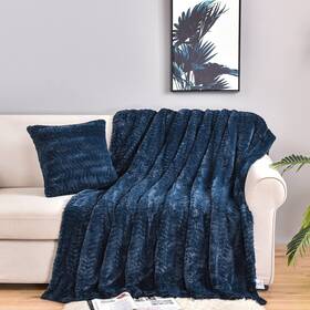 5063 Yusoki Luxury Faux Fur Throw Blanket Without Pillows 2 Layers 3lb All Ages H