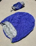 Ruffwear Highlands Dog Sleeping Bag Medium 25.2" X 33.5". Fixed Price $90.00.