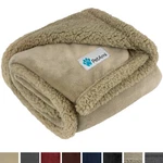 Washable Pet Blanket Fleece Dog Cat Bed Soft Sherpa Reversible Warm. Fixed Price $14.99.