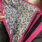Pampered Chef Picnic Blanket Packable Portable Black White Hot Pink Paisley. Fixed Price $17.99.