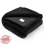 Maidewow 57X65IN Black Reversible Waterproof Dog Blanket. Fixed Price $27.99.
