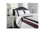 3PC King Daruka Duvet Cover Set White & Plum 1 2 Shams Brand New. Fixed Price $42.99.