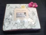 Laura Ashley King Duvet Cover Set W/ Shams Floral Delphine Green 3PC Nw. Fixed Price $94.90.
