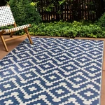 Rugshop Trellis Geometric Reversible Plastic Indoor/outdoor 3X5. Fixed Price $41.77.
